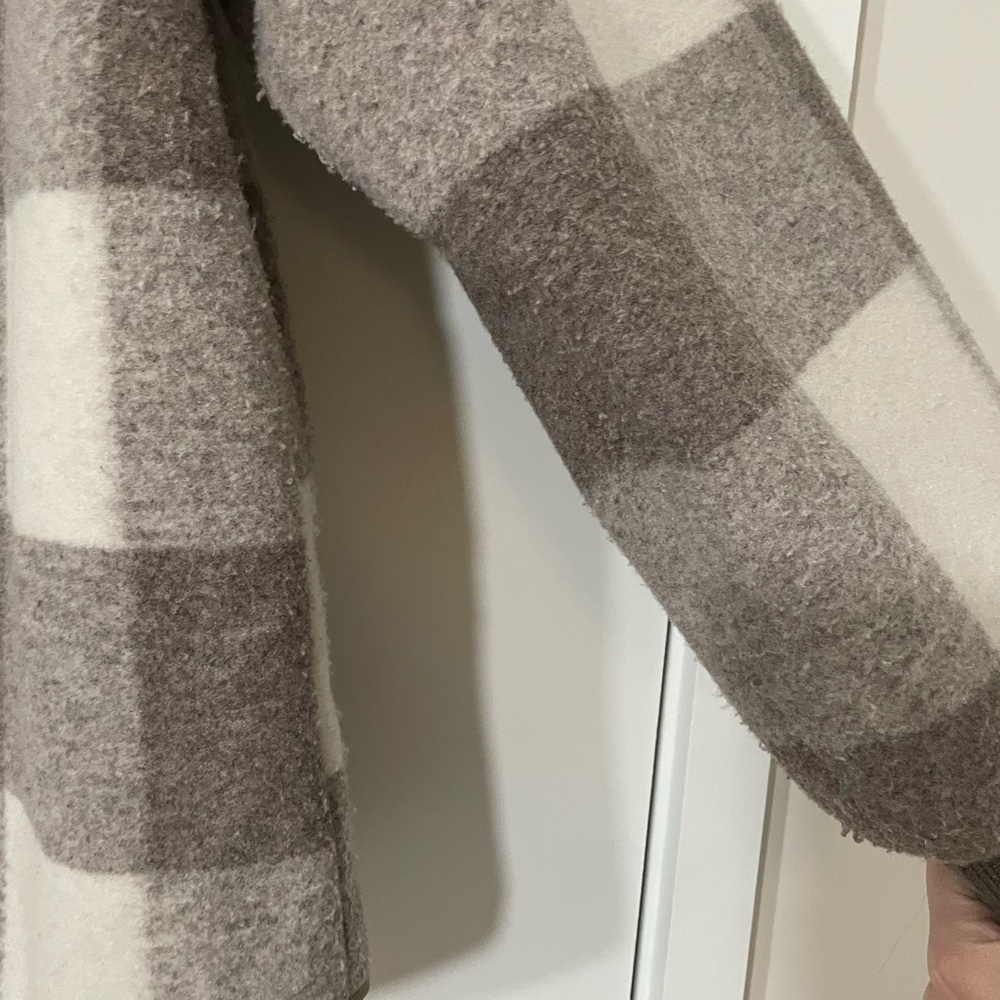 Varley Reno Reversible Quilt Jacket - Picture 8 of 8